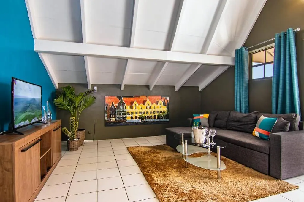 Citylife Apartments In Historic Willemstad - 2 Bedroom Apartment - K location