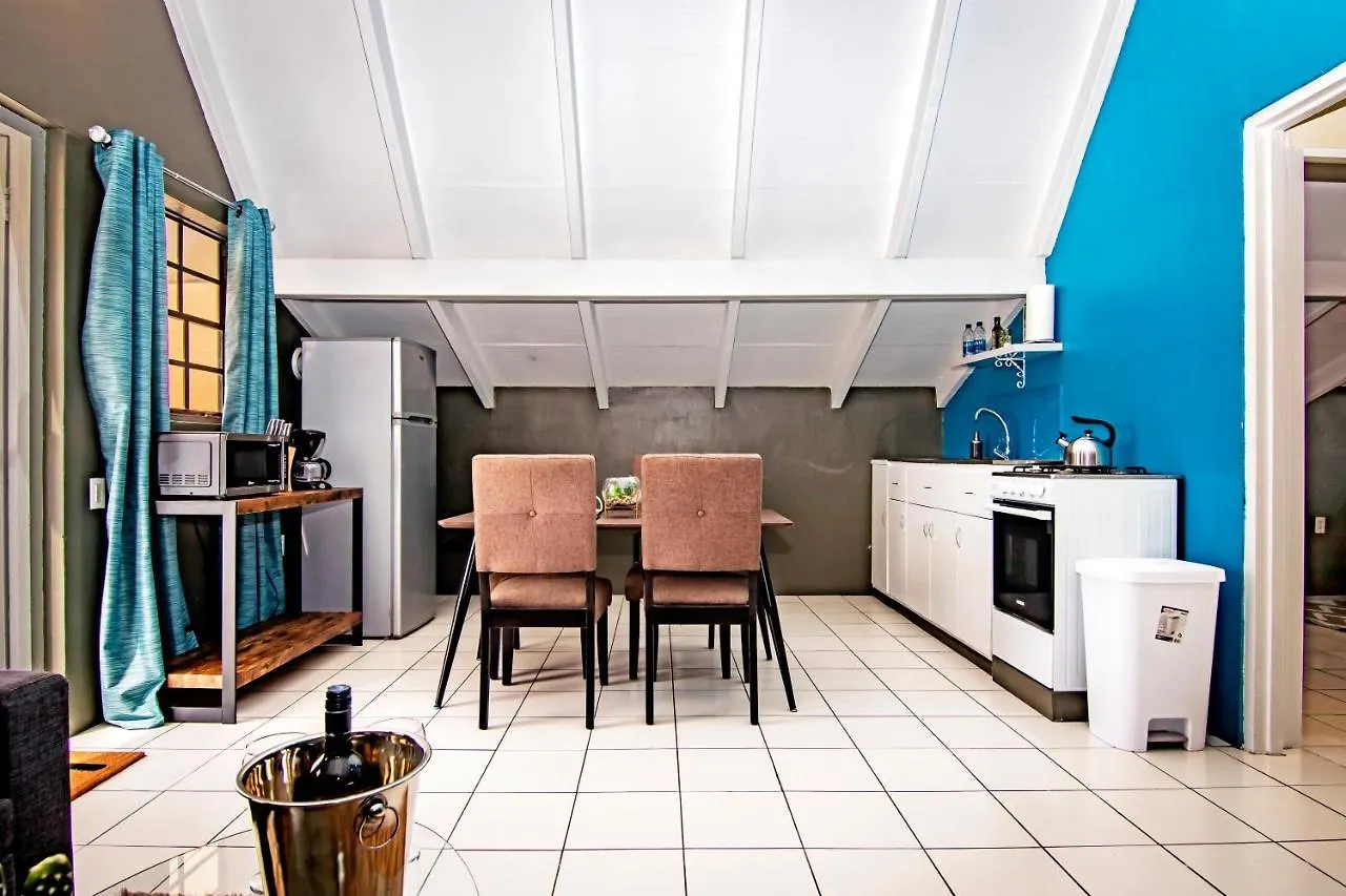 Citylife Apartments In Historic Willemstad - 2 Bedroom Apartment - K Curacao